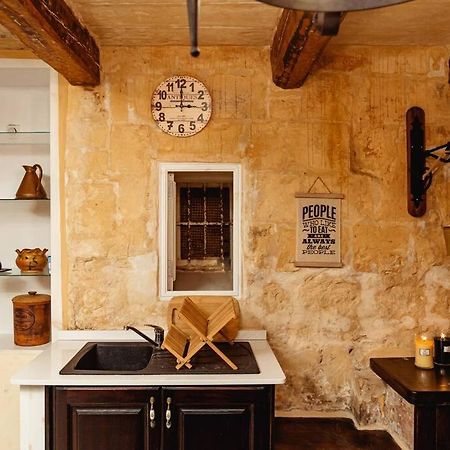 Enchanting 2Bdr Townhouse In Valletta Centre! Buitenkant foto