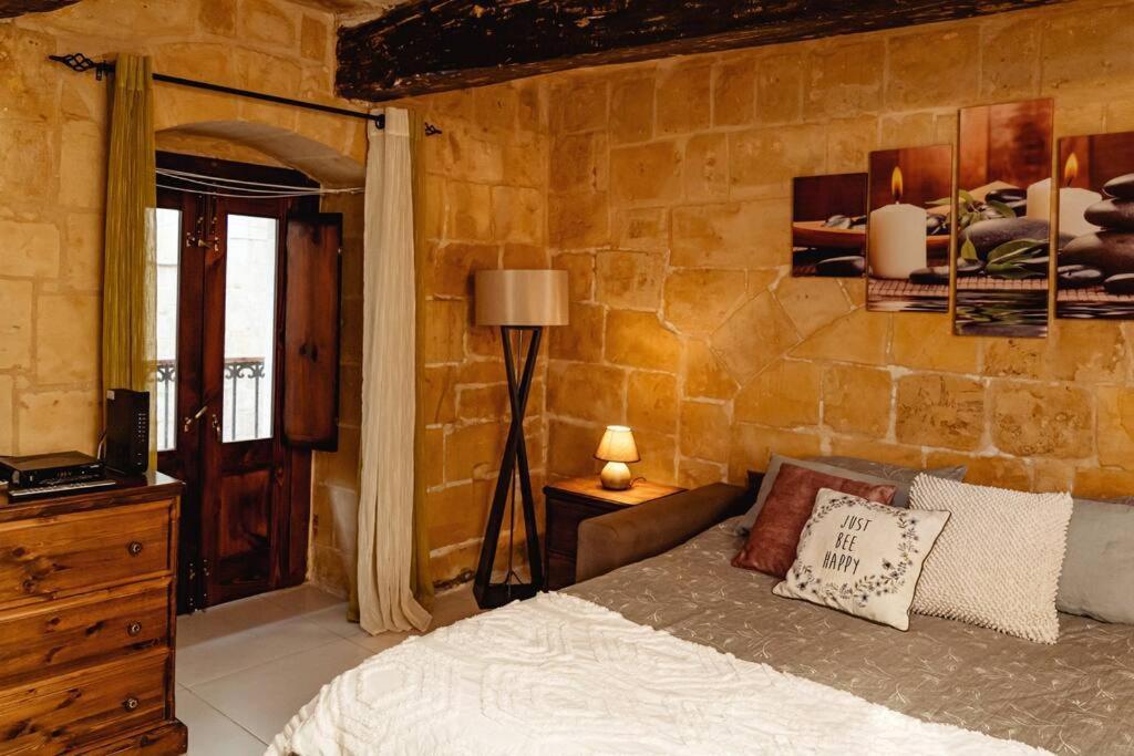 Enchanting 2Bdr Townhouse In Valletta Centre! Buitenkant foto