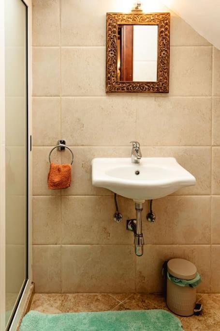 Enchanting 2Bdr Townhouse In Valletta Centre! Buitenkant foto